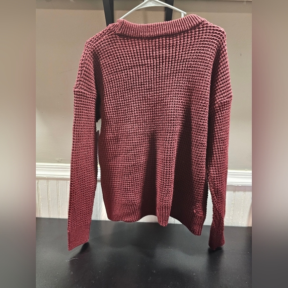 Burgundy Sweater NWT - Picture 3 of 5